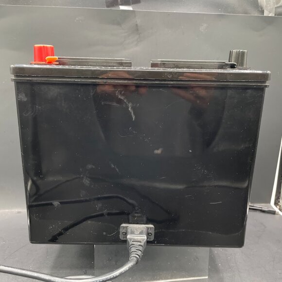 Interstate Batteries KIA Promo Faux Car Battery Electronics Charging Station - Picture 9 of 13